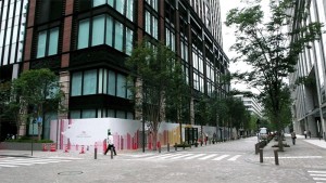 工事中 防護板 | 丸の内ブリックスクエア
